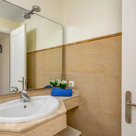 Apartment Cascadas De Calahonda By Interhome